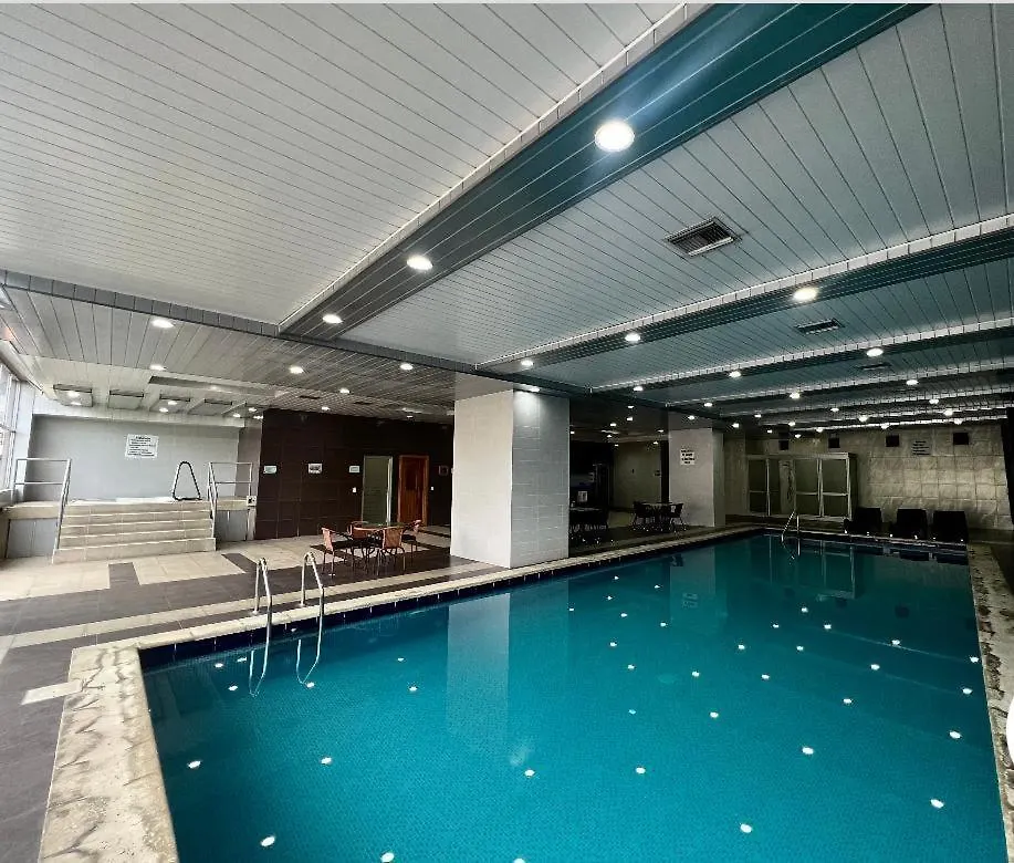 Cama King, Piscina En Suite De Lujo En Zona Privilegiada Y Centrica 키토