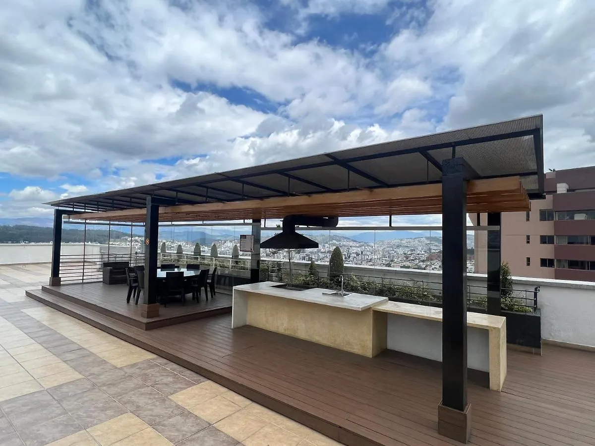 Cama King, Piscina En Suite De Lujo En Zona Privilegiada Y Centrica Quito Ecuador