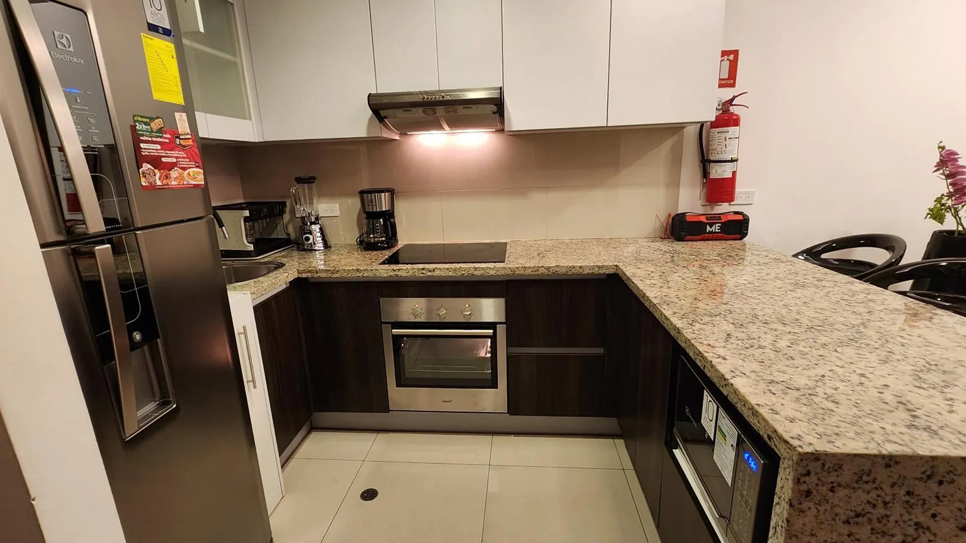 Cama King, Piscina En Suite De Lujo En Zona Privilegiada Y Centrica Quito 0*,  Ecuador
